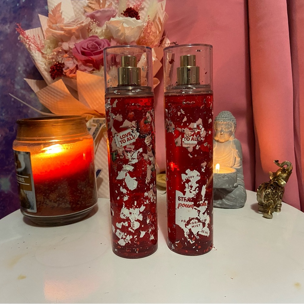 Bath & Body Works Red Body Wash
